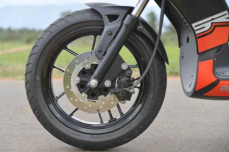 220mm Bybre disc brake is strong and thankfully not too sharp. The 10-spoke alloy wheels look properly sharp. 220mm Bybre disc brake is strong and thankfully not too sharp. The 10-spoke alloy wheels look properly sharp.